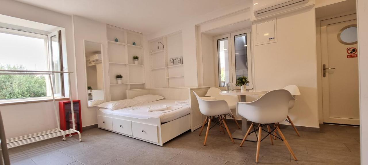 Apartament Tissa-Novalja Zewnętrze zdjęcie